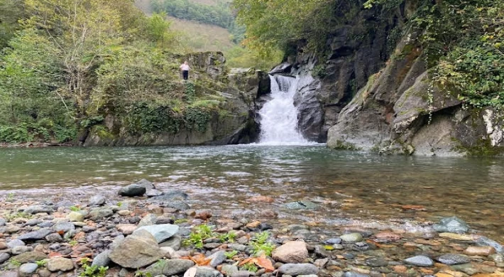 GİZEMLİ KANYONLAR DİYARI ÇAMAŞ ZİRVESİ YAPILDI