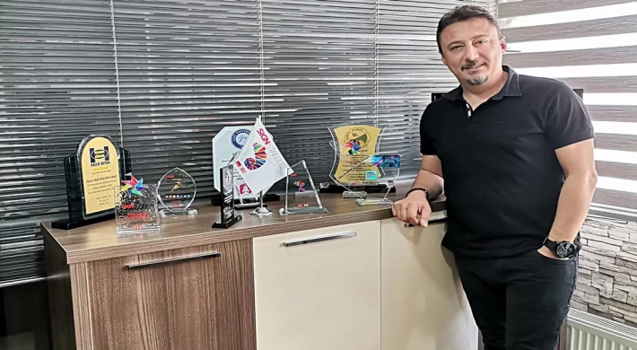 İLKER GÖRGÜLÜ'DEN SEVME ŞARKISINA YASAK