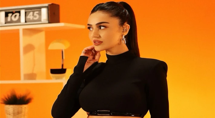 ELİF BUSE DOĞAN KENDİ ŞARKILARINI YENİDEN YORUMLADI