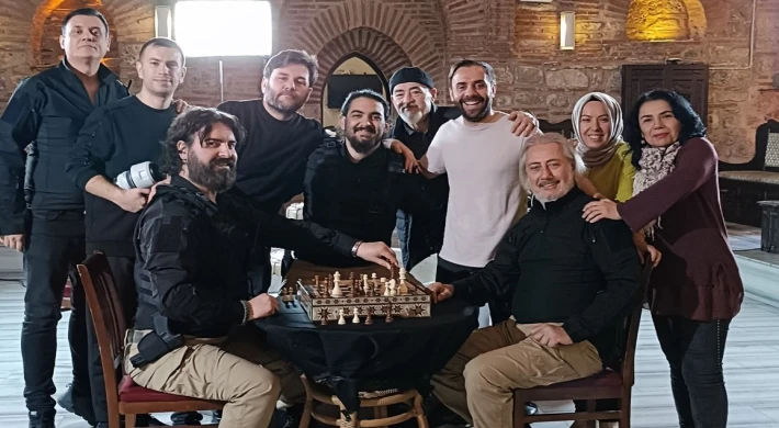 KOSOVA'DA ZAMANLA YARIŞ