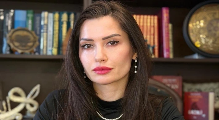 HACER ÖZLEM ÇİÇEK’TEN YENİ KİTAP ‘VAKTİ GELENİN YOLU’