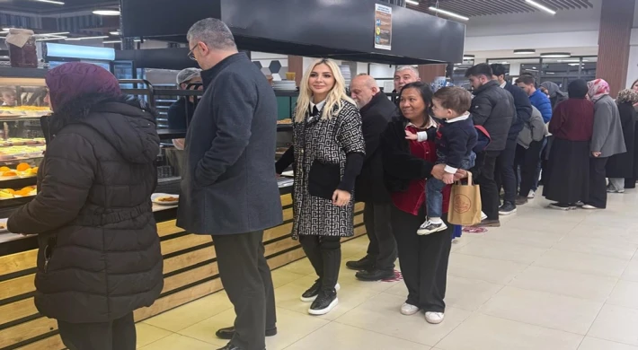 MERVE MERMER VE ASLAN BEBEK'DEN İFTAR YEMEĞİ