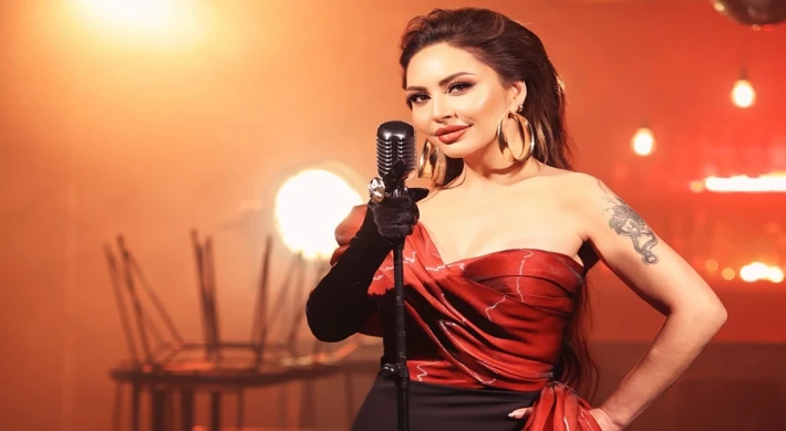 ARABESK ŞARKI YORUMLAMAK BİR AYRICALIKTIR