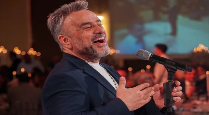 BÜLENT SERTTAŞ'LA BAYRAM ŞENLİĞİ