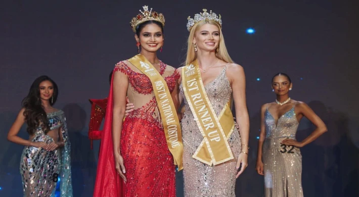 GENÇ MODEL BEHİYE OYUCU MODA DÜNYASINA GÜÇLÜ BİR GİRİŞ YAPIYOR