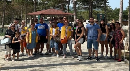KÜKÜRTLÜ LİONS DÜNYA GENÇLİĞİNİ BURSA'DA AĞIRLADI