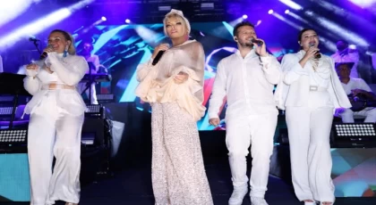 AJDA PEKKAN’DAN ALKIŞLANACAK HAREKET