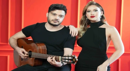 ECE MUMAY & İLYAS YALÇINTA'TAN BÜYÜLEYİCİ PERFORMANS