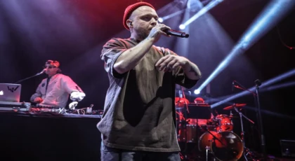 MUAZZAM BİR PERFORMANS SERGİLEDİ
