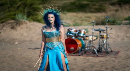 LEYAN SENAY BATERİ İLE MEDUSA’YA HAYAT VERİYOR