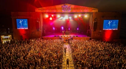 ZEYTİNLİ ROCK FESTİVALİ BU YIL İSTANBUL’DA