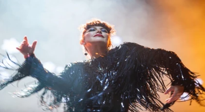 ÖZGE FIŞKIN FIRTINASI KÜÇÜKÇİFTLİK PARK’TA ESTİ