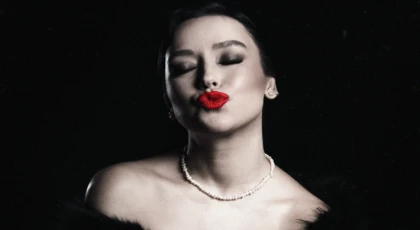 TUĞBA BİZİ SEZEN’E GÖTÜR