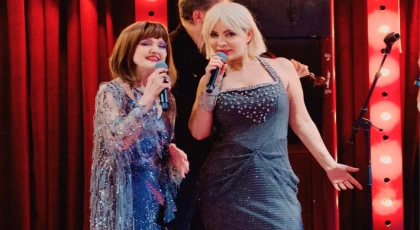 ÖMÜR GEDİK VE GÜLDEN KARABÖCEK SAHNEYİ SALLADI