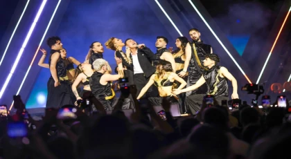 SAHNEDE SÜRPRİZ DÜET