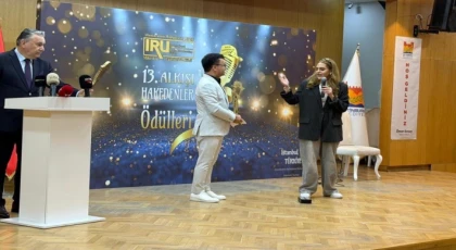 ALMİNA BESRA BABAR’A BÜYÜK ONUR