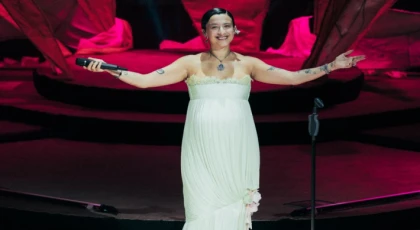 MELİKE ŞAHİN’DEN HARBİYE’DE UNUTULMAZ GECE